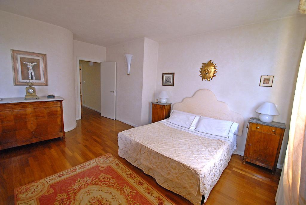 Villa Altar Bolano Cameră foto